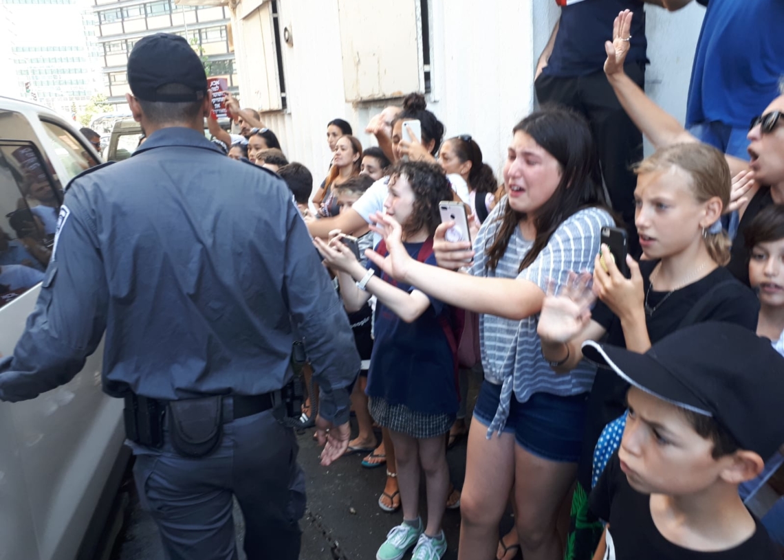 למצולמים אין קשר לכתבה