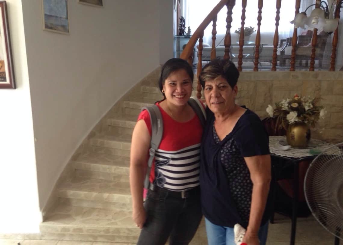 רוטשל מנדל ואושרה גבאי. "היא חברת אמת"