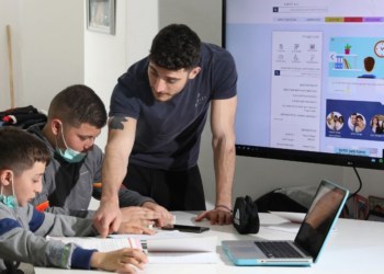 לימוד מרחוק. לא מכסה את הכל | יוסי אלוני, פלאש 90