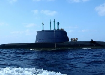 צוללת מגרמניה מגיעה לנמל חיפה, 2009 | צילום: משה שי, פלאש 90