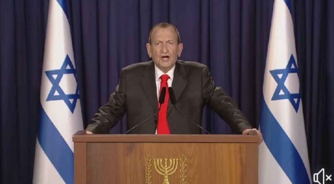 חולדאי בהכרזה על ריצתו לכנסת | צילום מסך עמוד הפייסבוק של חולדאי