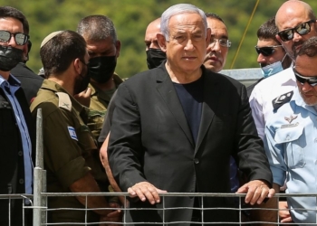 נתניהו, המפכ"ל שבתאי והשר אוחנה, בזירת האסון במירון בשישי | צילום: דוד כהן, פלאש90