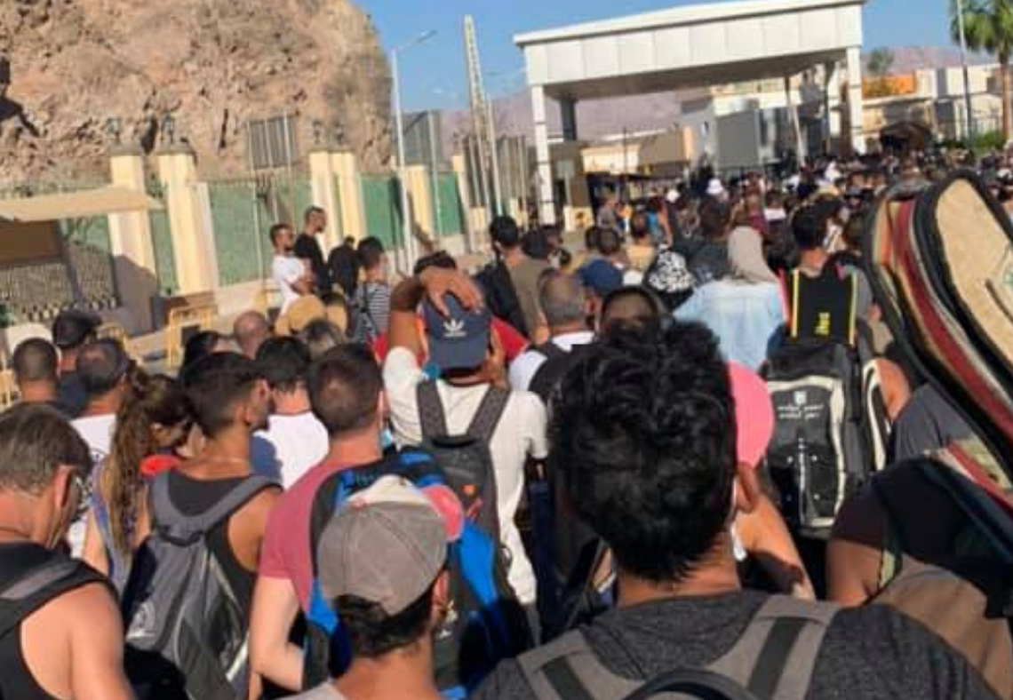 מעבר טאבה בצאת סוכות | צילום: סיגל דאדי טרגרמן