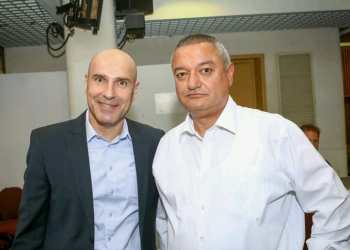 השופט חאלד כבוב (מימין) ויו״ר לשכת עורכי הדין לשעבר אפי נוה | צילום באדיבות לשכת עורכי הדין