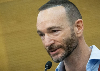 איתי פנקס | יונתן סינדל פלאש 90