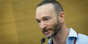 איתי פנקס | יונתן סינדל פלאש 90