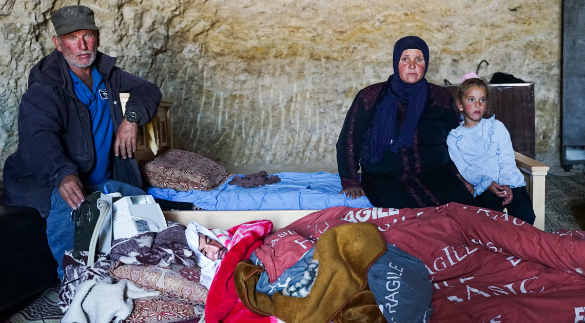 הארון ומשפחתו בביתם | צילום: איתי רון