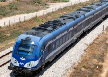 רכבת באזור צומת יאסיף | צילום: פאדי אמון