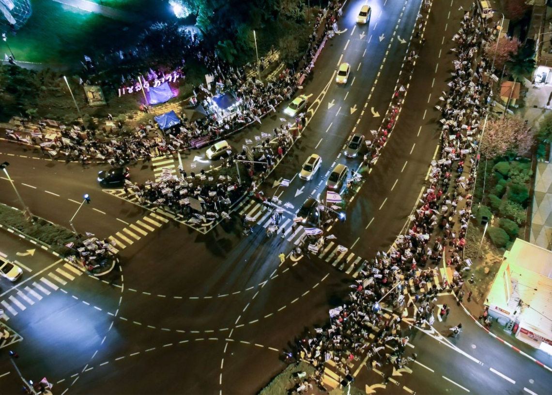 הפגנה נגד ההפיכה המשטרית בטבעון | צילון: ינון מלכין